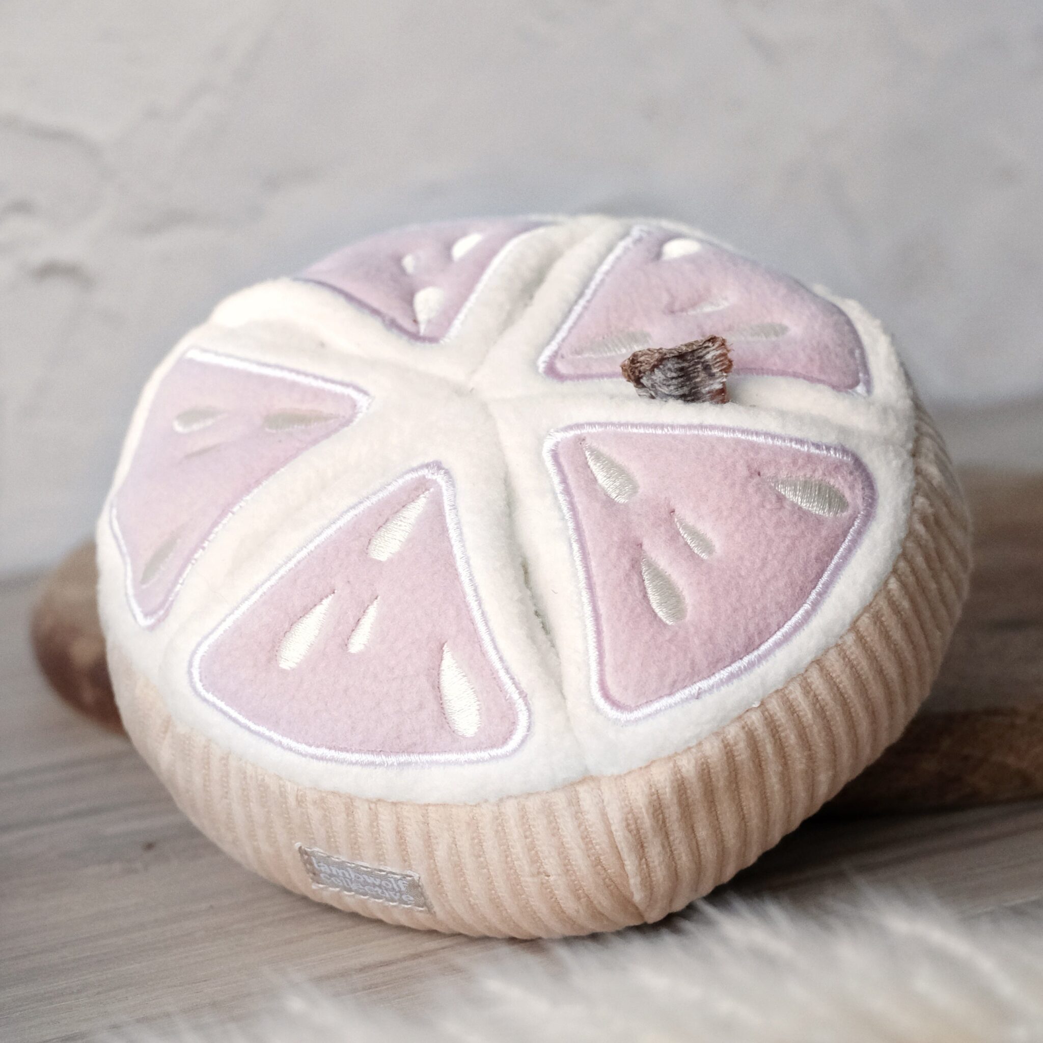 LAMBWOLF- ZABAWKA WĘCHOWA DLA PSA/KOTA GREJPFRUT - obrazek 3